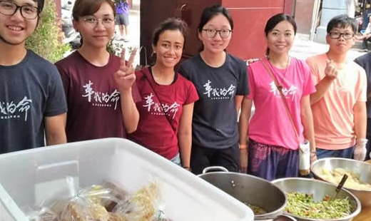 來自香港建道神學院的同學們，前來 台北恩友中心 參訪